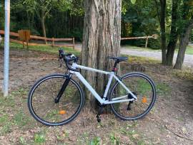 TRIBAN RC100 Road bike used For Sale
