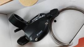 Sram Apex 11 sebességes Trigger országúti váltókar egyenes kormányra SRAM APEX Országúti / Gravel / Triatlon Alkatrész, Országúti Fék / Fékváltókar mechanikus SRAM Apex nem használt ELADÓ