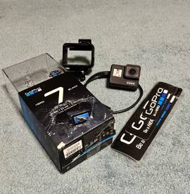 GoPro Hero 7 Black - szettben Hero 7 Black Computer / GPS / Kamera használt ELADÓ