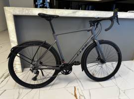 CUBE Nuroad Race FE grey ́n ́black XL (61cm) Gravel / CX Shimano GRX tárcsafék használt ELADÓ