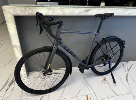 CUBE Nuroad Race FE grey ́n ́black XL (61cm) Gravel / CX Shimano GRX tárcsafék használt ELADÓ