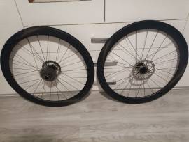 Uj dxc novatec karbon kerek  novatec Road Bike & Gravel Bike & Triathlon Bike Component, Road Bike Wheels / Tyres 28" new / not used For Sale