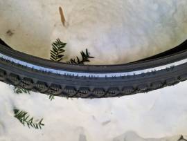 Eladó egy pár Schwalbe Winter szöges gumi Schwalbe Winter 28