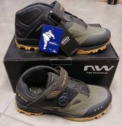 NORTHWAVE ENDURO MID 2 ENDURO MID 2 Cipő / Zokni / Kamásli 44 MTB nem használt férfi/unisex ELADÓ