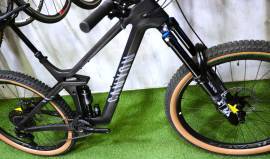 CANYON ENDURO CARBON FULLY-k FOX 38 Mountain Bike 29" dual suspension new / not used For Sale