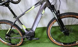 _EGYÉB STEAM EROCK 27,5+ BOSCH CX 75Nm 500Wh Elektromos Mountain Bike elöl teleszkópos Bosch használt ELADÓ