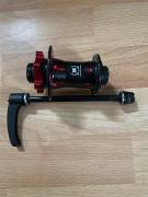 Novatec 4in1 első agy 32h Novatec 4in1 első agy 32h Mountain Bike Alkatrész, MTB Kerék / Felni / Gumi használt ELADÓ