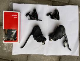 SRAM Rival 1 x 11 fékváltókarok, Tektro tárcsafék, gyári SRAM fékváltókar gumi SRAM Rival, Tektro Spyre-C Road Bike & Gravel Bike & Triathlon Bike Component, Road / Gravel Bike Derailleurs mechanical SRAM Rival used For Sale