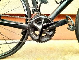 GIANT GIANT DEFY ADVANCED 1 CARBON DISC 2017 Országúti Shimano 105 tárcsafék használt ELADÓ
