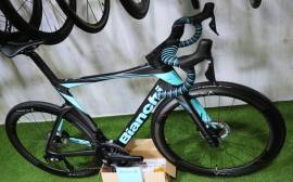 BIANCHI OLTRE PRO DISC Di2 2x12 55/56cm Road bike disc brake new / not used For Sale