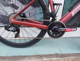 BMC BMC Roadmachine 01 THREE  ( 51, 54,56)   Országúti SRAM Force eTap AXS tárcsafék új / garanciával ELADÓ