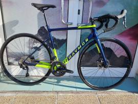 RAYMON Raymon RaceRay 7.0 Carbon  105 Disc( M) ( 0 km) Road bike Shimano 105 disc brake new with guarantee For Sale