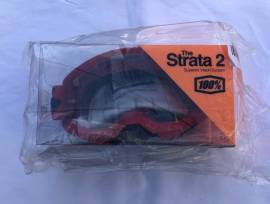 Új 100% Strata 2 piros/fekete, átlátszó lencsés szemüveg, védőszemüveg 100% Strata 2 Eyewear / Sunglasses DH new / not used For Sale