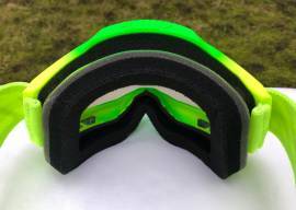 Új 100% Accuri 2 zöld/fluo sárga, ezüst tükrös lencsés szemüveg, védőszemüveg 100% Accuri 2 Eyewear / Sunglasses DH new / not used For Sale