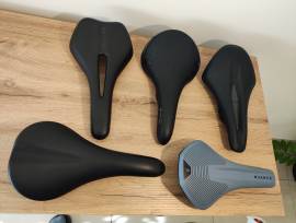 Szép állapotú új nyereg  Fizik Road Bike & Gravel Bike & Triathlon Bike Component, Road Bike Saddles & Seat Posts new / not used For Sale