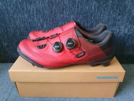 Shimano SH-XC702 kerékpáros cipő 44-es méret piros színű eladó Shimano SH-XC702 Shoes / Socks / Shoe-Covers 44 MTB, Gravel used male/unisex For Sale