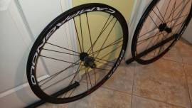 Campagnolo Bora One 35 Disc - 2way fit - Tubeless Campagnolo Bora One 35 Disc - Clincher Országúti / Gravel / Triatlon Alkatrész, Országúti  Kerék / Felni / Gumi 700c (622) használt ELADÓ