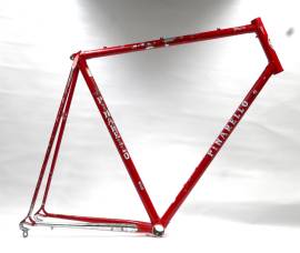 pinarello veneto országúti váz PINARELLO Veneto Országúti / Gravel / Triatlon Alkatrész, Országúti / Gravel / Váz /Vázszett / Villa acél 700c (622) használt ELADÓ