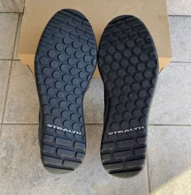 ÚJ Addidas 5.10 Trailcross (42,5 - 26.5cm)cipő Addidas 5.0 Trailcross Shoes / Socks / Shoe-Covers 42,5 MTB, Gravel new / not used male/unisex For Sale