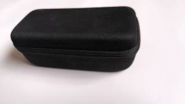 Szemüveg tok Uvex Szemüveg hagyományos használt ELADÓ