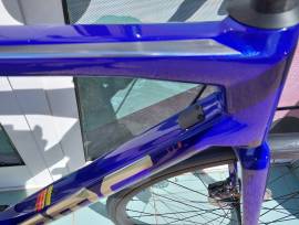 BMC Teammachine SLR THREE Carbon Ultegra Di2 ( 56)   Országúti Shimano Ultegra Di2 tárcsafék új / garanciával ELADÓ