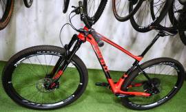 GIANT CARBON 29 SID REM. GX-12 XRC Mountain Bike 29" elöl teleszkópos nem használt ELADÓ