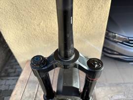 Eladó Rockshox Zeb Select + 170mm Rockshox Zeb Select + 170mm Mountain Bike Alkatrész, MTB Villa / Rugóstag villa 29" 161-180 mm használt ELADÓ