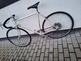 PEUGEOT Peugeot Országúti Országúti _Egyéb patkófék használt ELADÓ