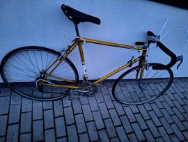 PEUGEOT Peugeot Országúti Országúti _Egyéb patkófék használt ELADÓ