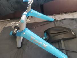 Edzőgörgő  Track Bike Trainers used For Sale