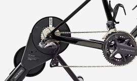 VAN RYSEL D100 Smart Trainer, Kerékpáros okosgörgő (ZWIFT stb.) VAN RYSEL D100 Smart Trainer Bike Trainers direct drive Yes Yes new / not used For Sale