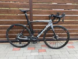 BIANCHI Oltre Xr3 Ultegra Országúti Shimano Ultegra tárcsafék használt ELADÓ