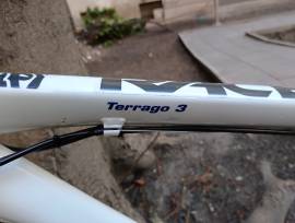 GIANT Terrago 3  Mountain Bike front suspension used For Sale