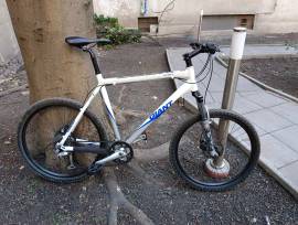 GIANT Terrago 3  Mountain Bike front suspension used For Sale