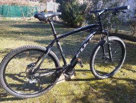 FUJI Tahoe Mountain Bike 26" elöl teleszkópos Shimano Deore XT használt ELADÓ