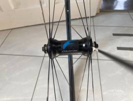 Fulcrum racing 55 országúti versenykerékpár első kerék racing 55 Országúti / Gravel / Triatlon Alkatrész, Országúti  Kerék / Felni / Gumi 28" használt ELADÓ