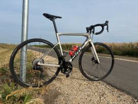 BMC Teammachine SLR05 Road bike Shimano 105 Di2 disc brake used For Sale