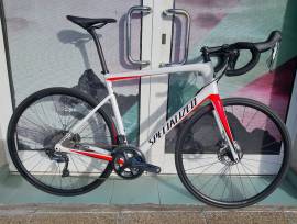 SPECIALIZED Tarmac SL6 Comp  Ultegra Disc( 58 ) ( Karcmentes  Országúti Shimano Ultegra tárcsafék használt ELADÓ