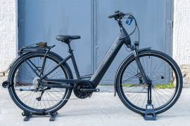 HERCULES FUTURA SPORT I8 Alacsony átlépős Ebike Bosch Smart Elektromos Trekking/cross 25 km/h Bosch 401-500 Wh új / garanciával ELADÓ