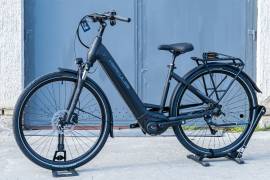 HERCULES FUTURA SPORT I8 Alacsony átlépős Ebike Bosch Smart Elektromos Trekking/cross 25 km/h Bosch 401-500 Wh új / garanciával ELADÓ