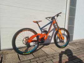 SCOTT Gambler 710 2018 L, 27,5 !!! Enduro / Freeride / DH 27.5" (650b) Shimano Saint nem használt ELADÓ