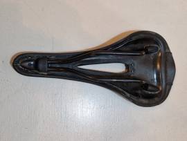 Selle Italia nergek, Q-bik, XR Selle Italia nergek, Q-bik, XR Road Bike & Gravel Bike & Triathlon Bike Component, Road Bike Saddles & Seat Posts used For Sale