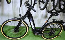 KTM MACINA TOUR BOSCH 625Wh Electric Trekking/cross 25 km/h Bosch used For Sale