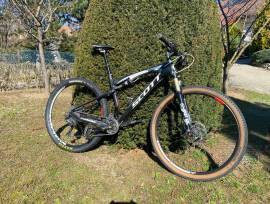 SCOTT Spark 910 carbon Mountain Bike 29" össztelós / fully használt ELADÓ