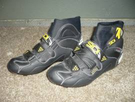 SIDI Outlast 43-s kerékpáros cipő Outlast Shoes / Socks / Shoe-Covers 43 Road, MTB used male/unisex For Sale