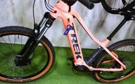 TREK BOSCH CX SMART 85Nm 625Wh -32Km/h Elektromos Mountain Bike elöl teleszkópos Bosch nem használt ELADÓ