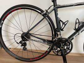 FOCUS Evo Cayo Országúti Shimano 105 patkófék használt ELADÓ