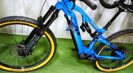 RAYMON eFULLY 85Nm 720Wh 1x12 4-dug Elektromos Mountain Bike 29" össztelós / fully Yamaha használt ELADÓ