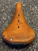 Brooks B17 bőr kerékpár nyereg – barna – használt, jó állapot Brooks B17 Országúti / Gravel / Triatlon Alkatrész, Országúti Nyereg / Nyeregcső használt ELADÓ