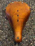 Brooks B17 bőr kerékpár nyereg – barna – használt, jó állapot Brooks B17 Országúti / Gravel / Triatlon Alkatrész, Országúti Nyereg / Nyeregcső használt ELADÓ